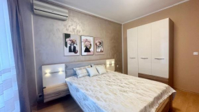 Bratanov Flower Street Apartment